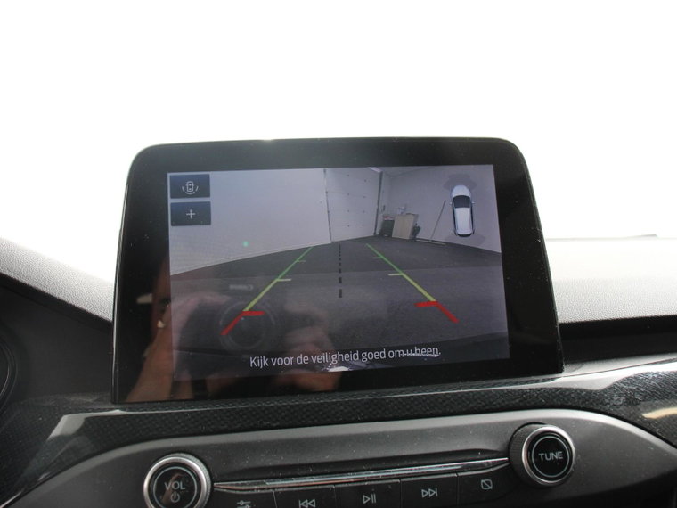 Vehicle Image 33