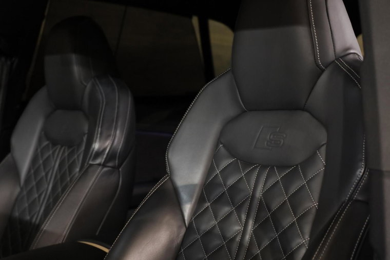 Vehicle Image 36