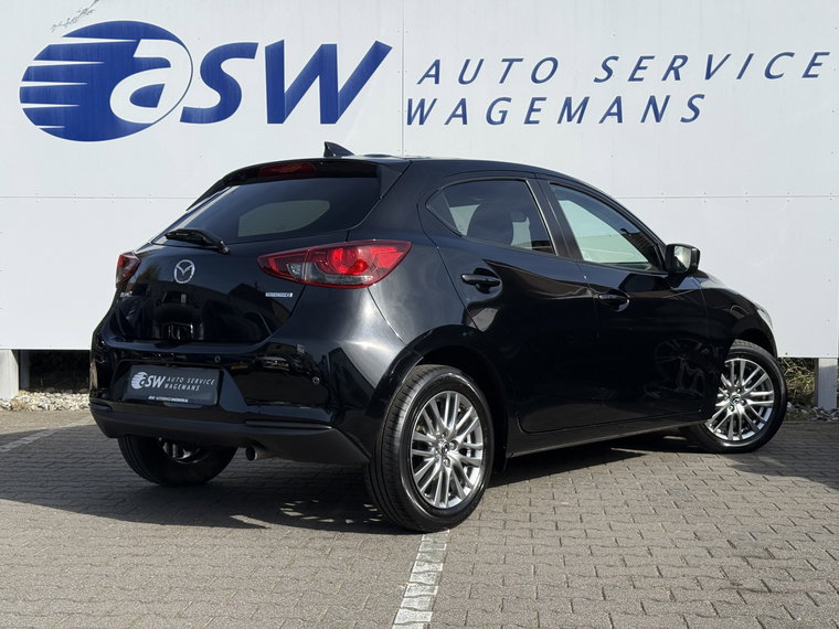 Vehicle Image 5
