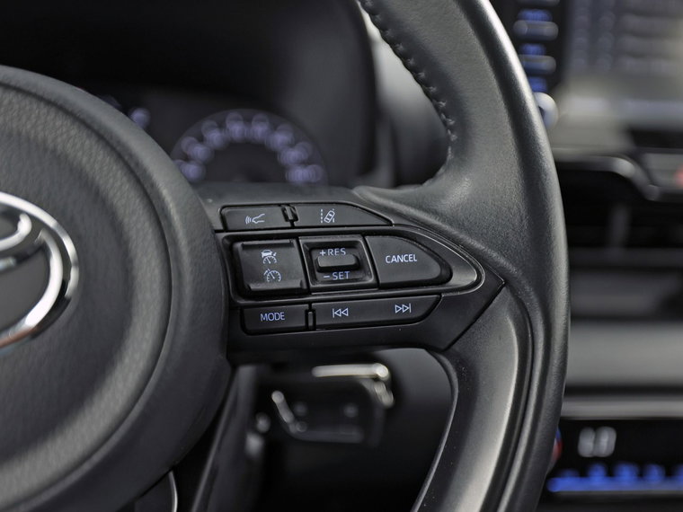 Vehicle Image 21