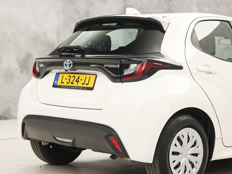 Vehicle Image 11