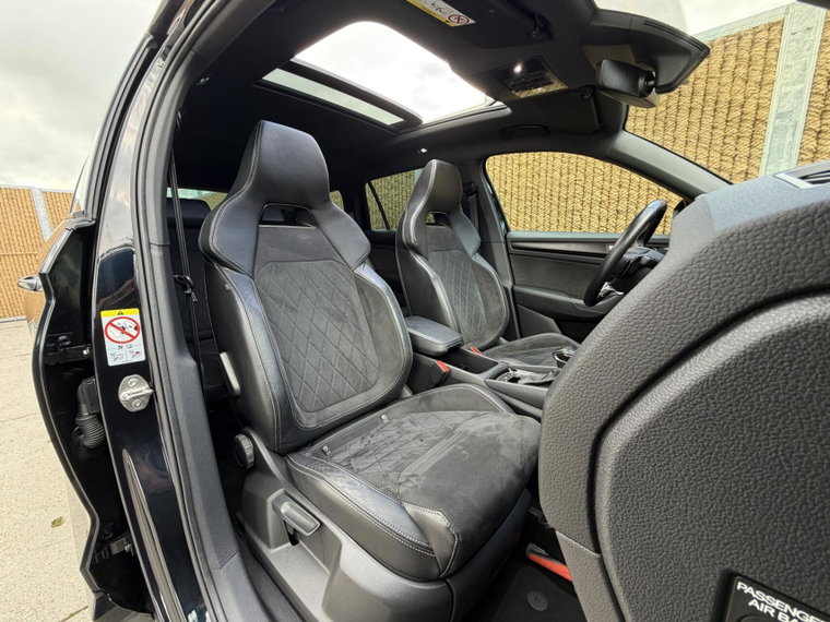 Vehicle Image 60