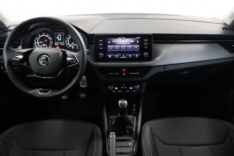 Vehicle Image 6