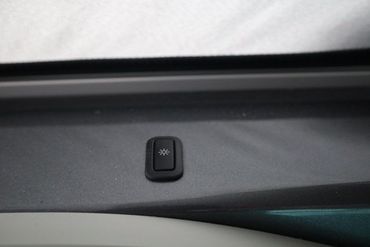 Vehicle Image 33