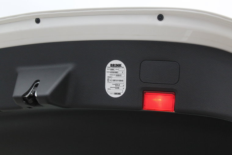 Vehicle Image 21