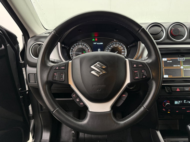 Vehicle Image 16