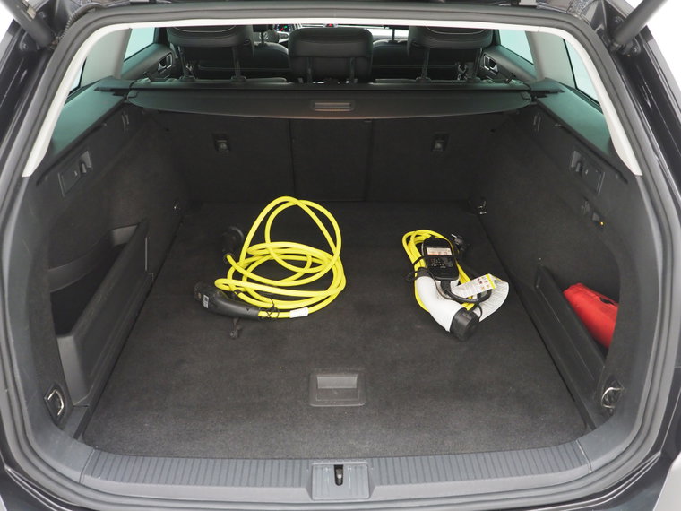 Vehicle Image 38