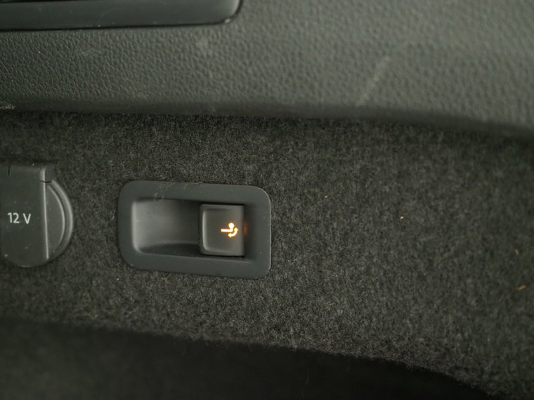 Vehicle Image 40