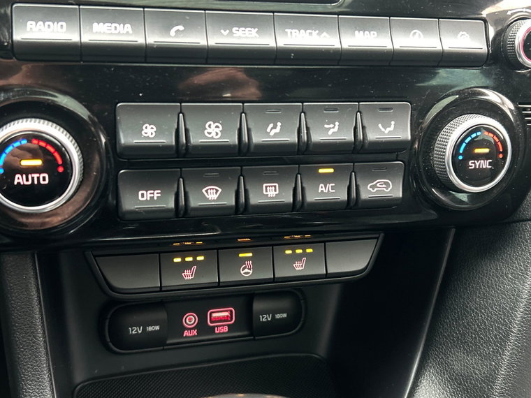 Vehicle Image 28