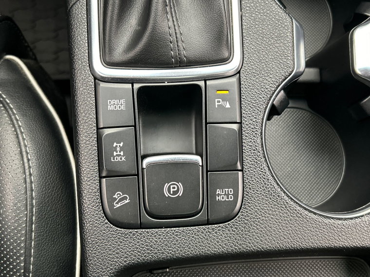 Vehicle Image 38