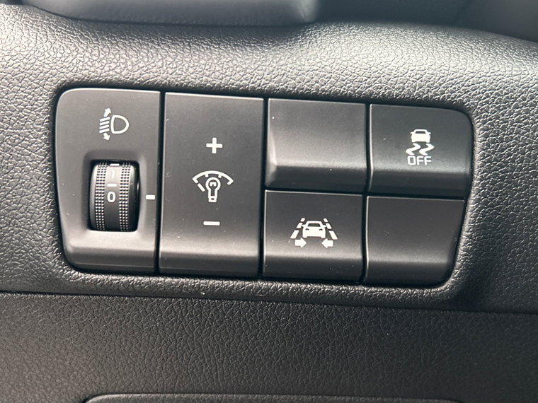 Vehicle Image 39