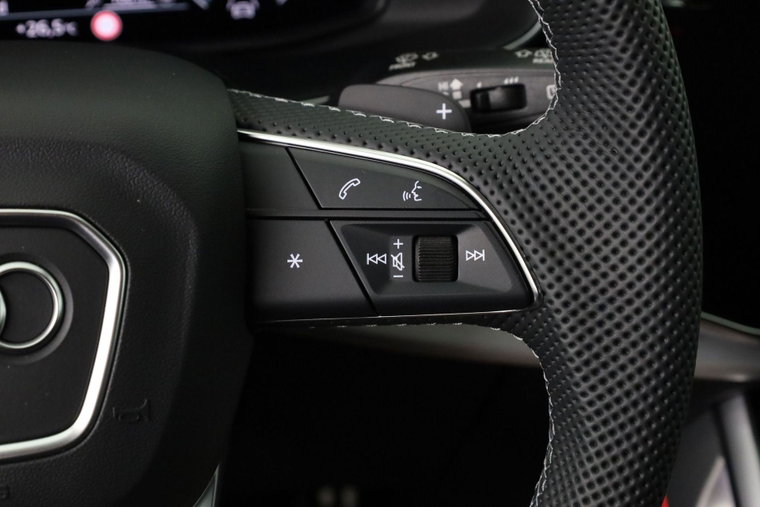 Vehicle Image 39
