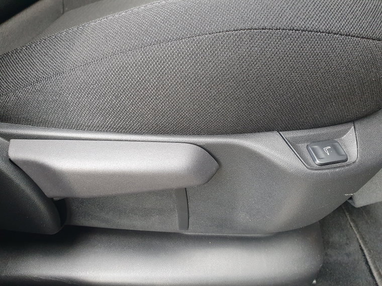 Vehicle Image 50