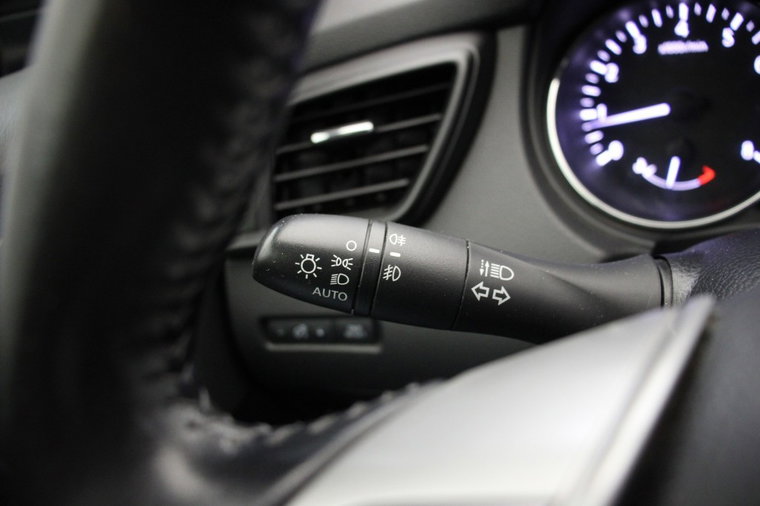 Vehicle Image 26