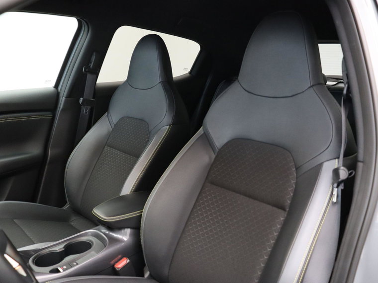 Vehicle Image 36