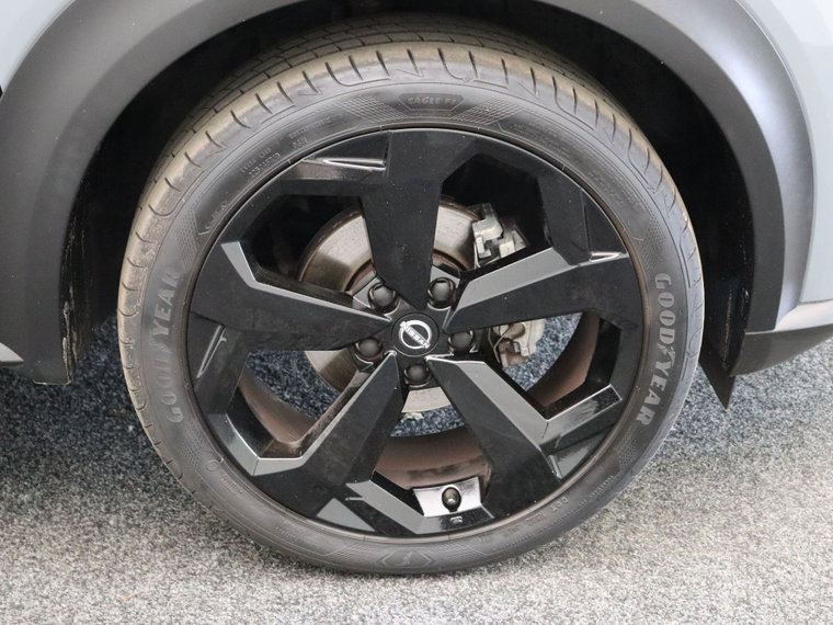 Vehicle Image 40