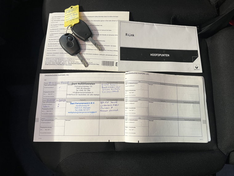 Vehicle Image 14