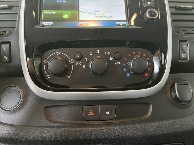 Vehicle Image 29