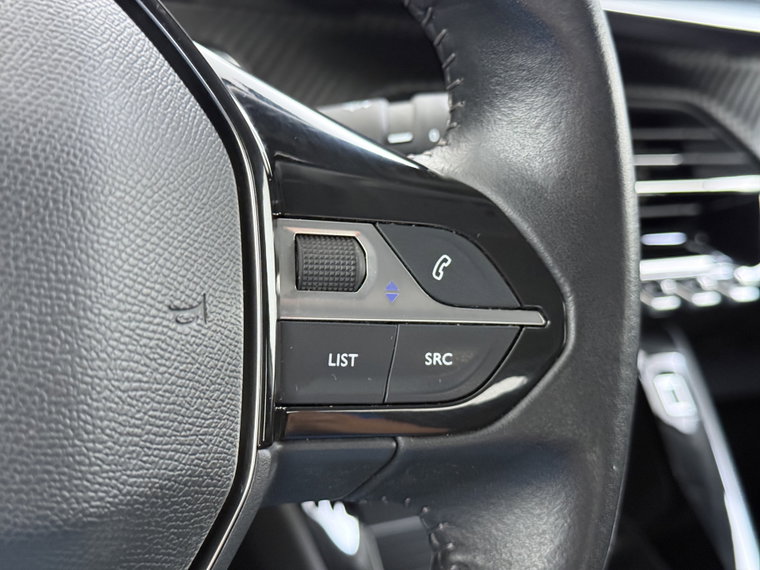 Vehicle Image 27