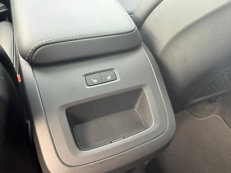 Vehicle Image 39