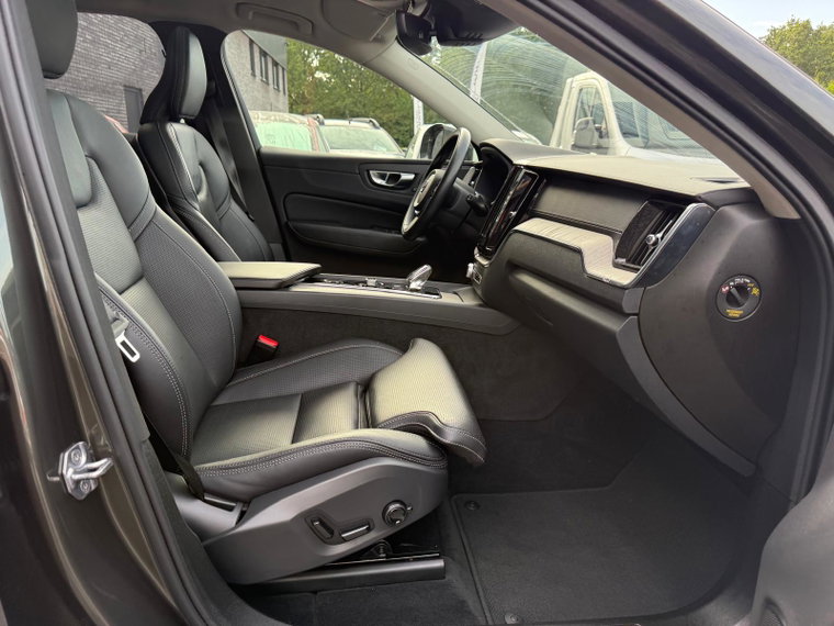 Vehicle Image 41