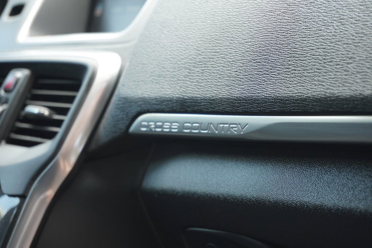 Vehicle Image 17