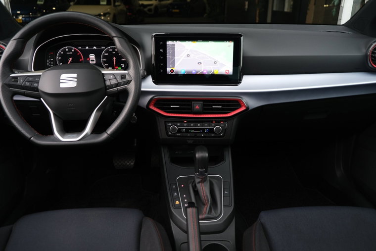 Vehicle Image 11