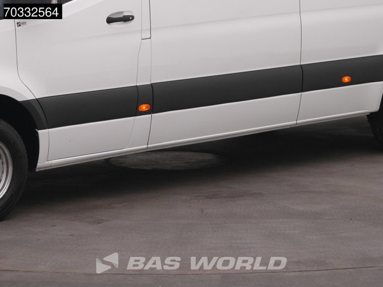Vehicle Image 39