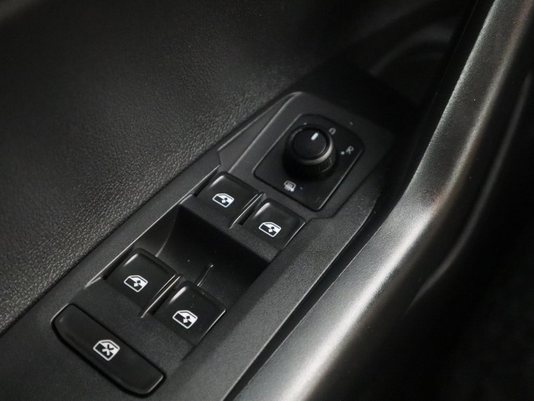 Vehicle Image 27
