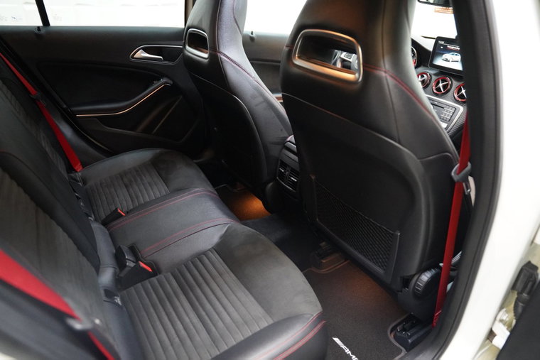 Vehicle Image 31