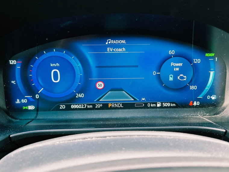Vehicle Image 23