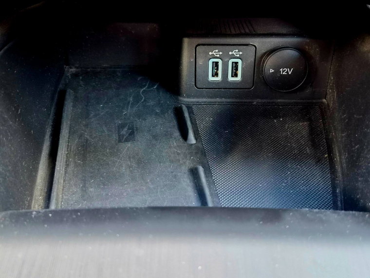 Vehicle Image 33