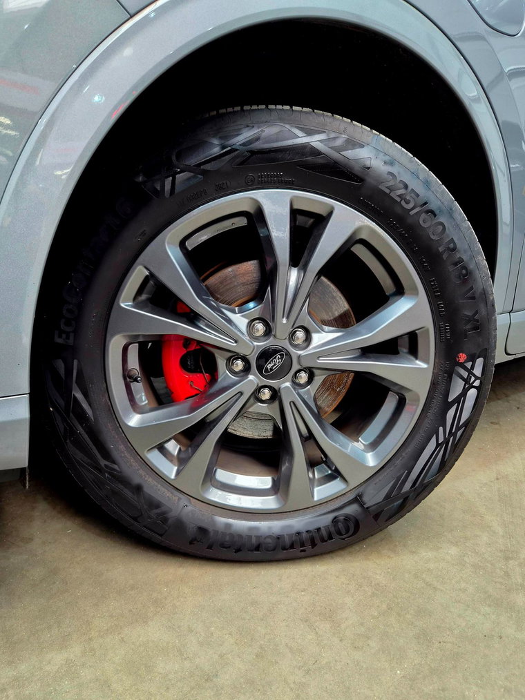 Vehicle Image 11