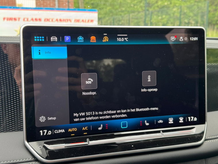 Vehicle Image 30