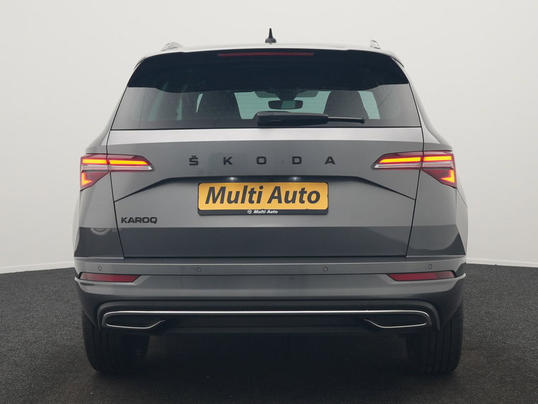 Vehicle Image 21