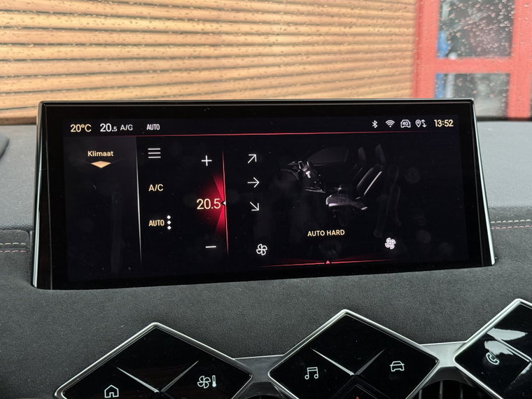 Vehicle Image 39