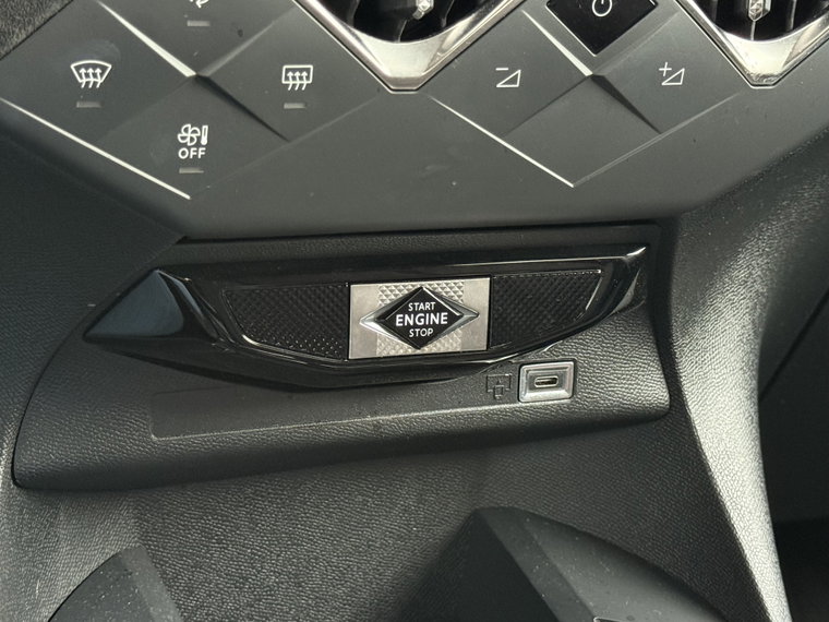 Vehicle Image 42