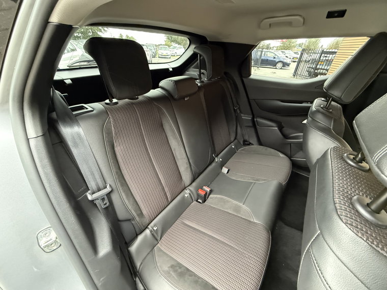 Vehicle Image 50