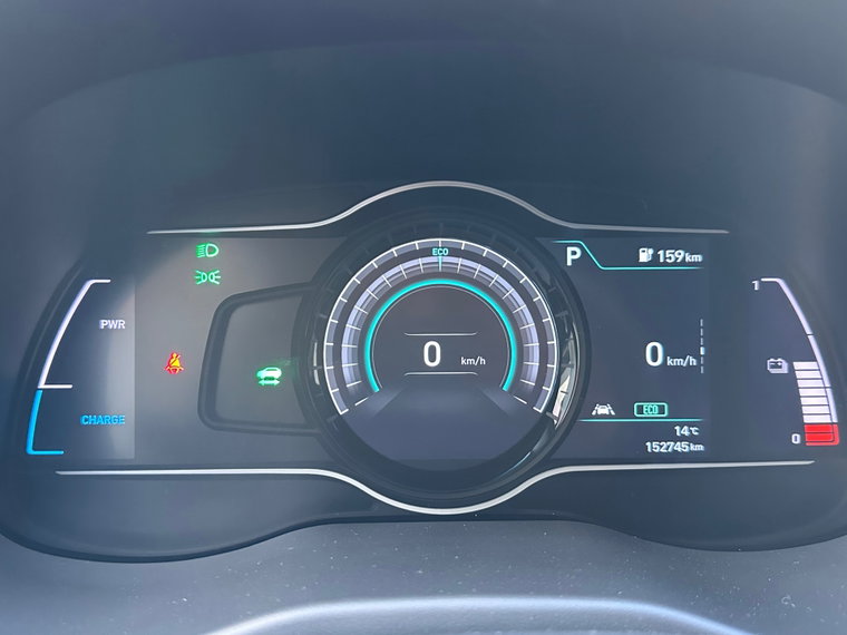 Vehicle Image 25