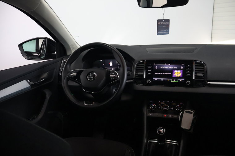 Vehicle Image 32