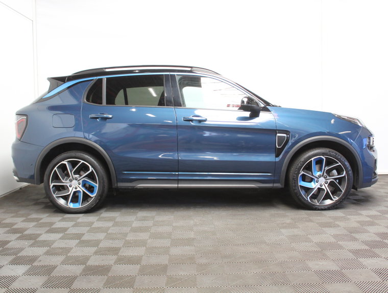Vehicle Image 15