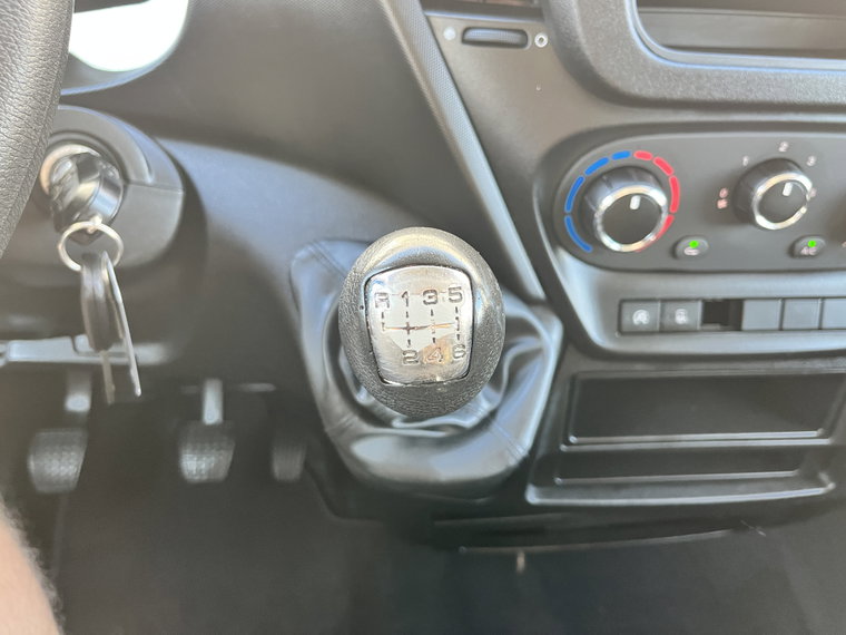 Vehicle Image 28