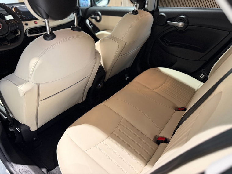 Vehicle Image 39