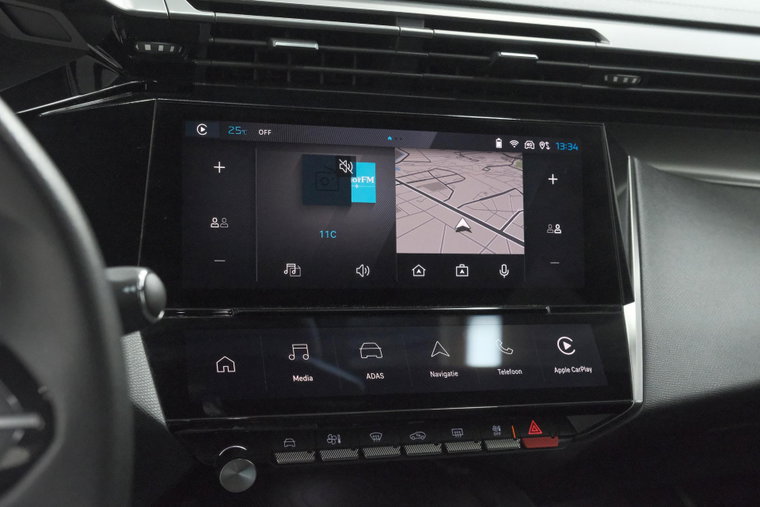 Vehicle Image 37