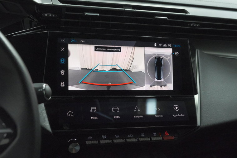Vehicle Image 39