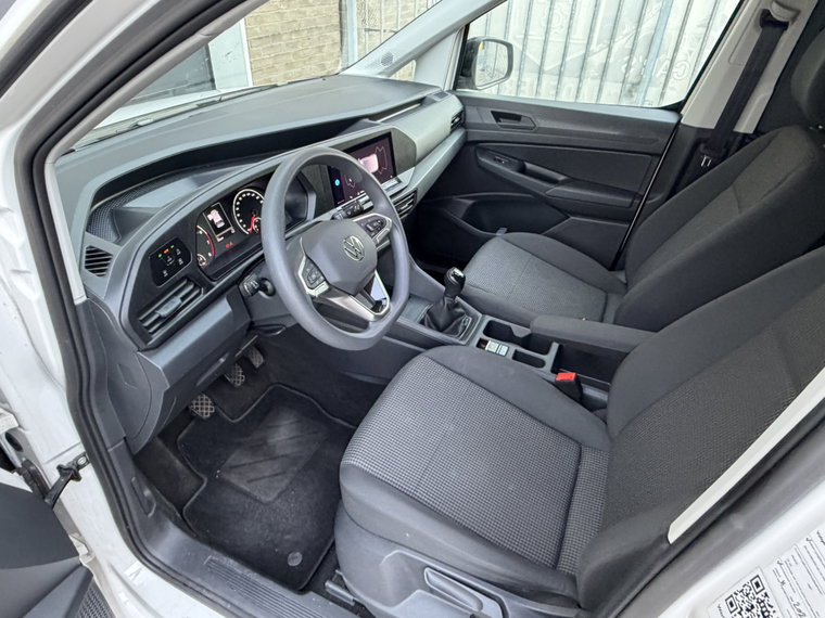 Vehicle Image 28