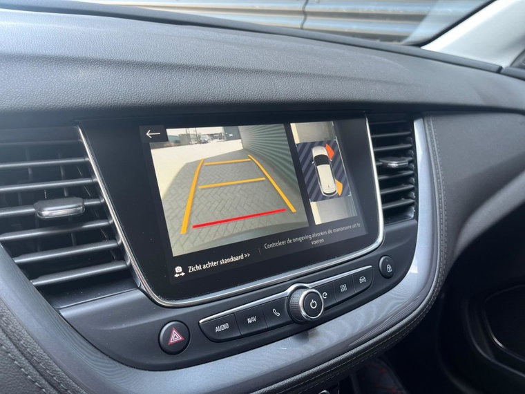 Vehicle Image 35