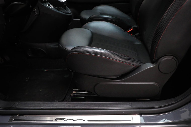 Vehicle Image 23