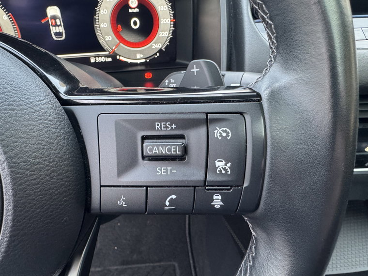 Vehicle Image 24