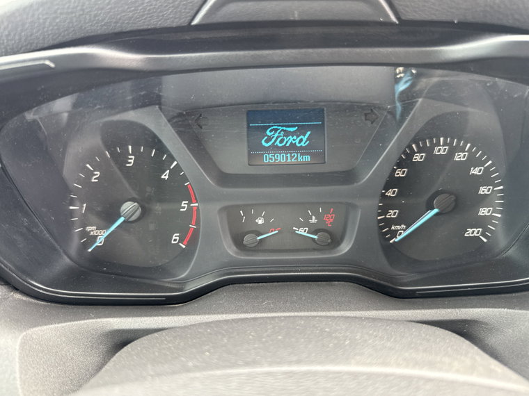 Vehicle Image 32